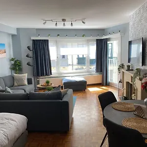 Studio Direct Aan Het Hoofdstrand Van - Naast Casino Apartment Ostende
