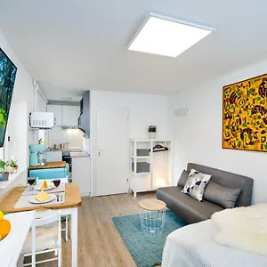 Der Smarte Brunsi I Apartment Berlin