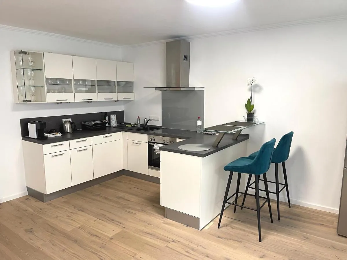 Apartment Ferienwohnung Exclusive Wohunung direkt am Rhein 1.5 km von der Messe Düsseldorf Deutschland